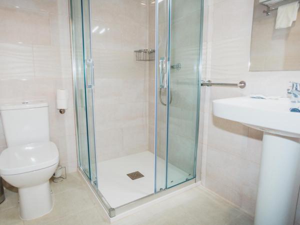 Solesperit : photo 4 de la chambre chambre triple avec balcon