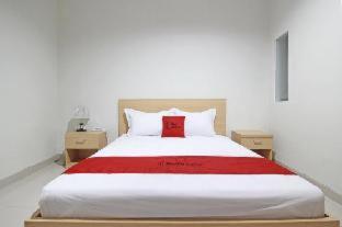 RedDoorz near AMIKOM Yogyakarta : photo 1 de la chambre room #432255612