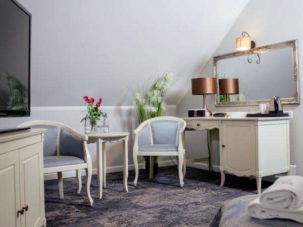 Hotel Trzy Róże : photo 7 de la chambre suite