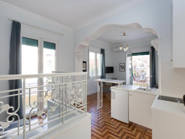 Troon of Athens Apartments : photo 2 de la chambre caliopes suite - no89