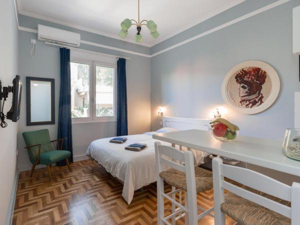 Troon of Athens Apartments : photo 3 de la chambre mercury central - no7