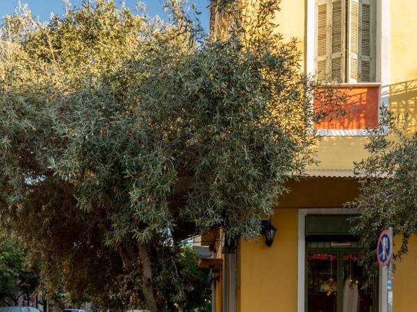 Troon of Athens Apartments : photo 10 de la chambre emerald three-level apartment