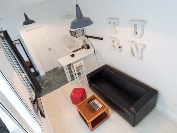 Troon of Athens Apartments : photo 2 de la chambre asteroscopio loft - no8