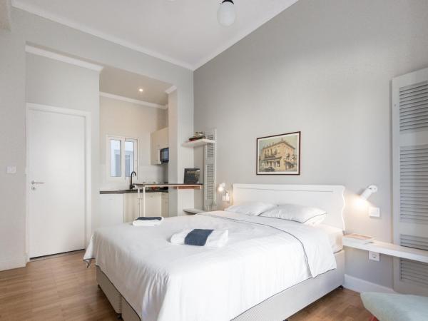 Troon of Athens Apartments : photo 1 de la chambre filopappou hill apartment - no9