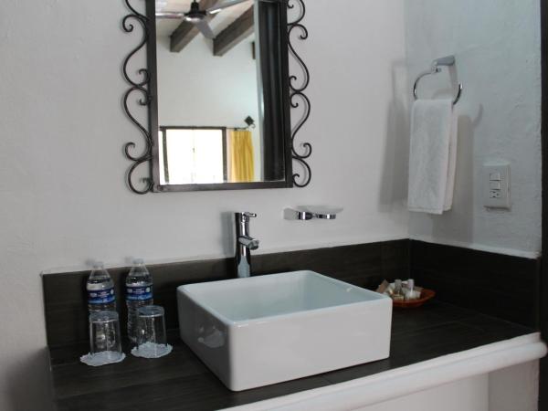 Hotel Antigua Posada : photo 4 de la chambre chambre triple