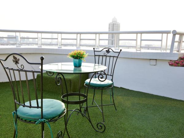 Grand China Bangkok : photo 10 de la chambre suite the king avec petit-déjeuner