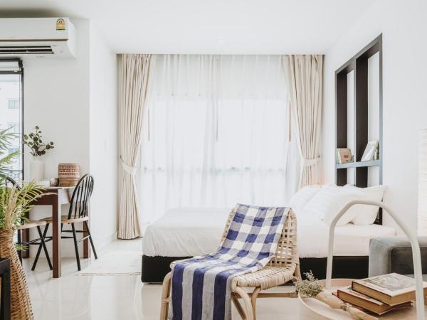 Siamplaengna Residence สยามแปลงนา เรสซิเดนท์ : photo 4 de la chambre studio lit queen-size de luxe