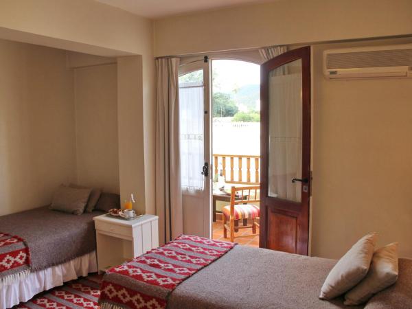 Altos De Balcarce Hotel : photo 2 de la chambre chambre triple standard