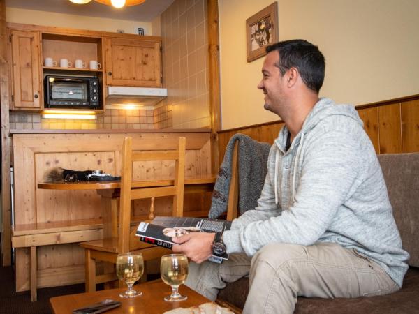 Le Cheval Blanc - Village Montana : photo 2 de la chambre appartement confort 1 chambre (4 personnes)