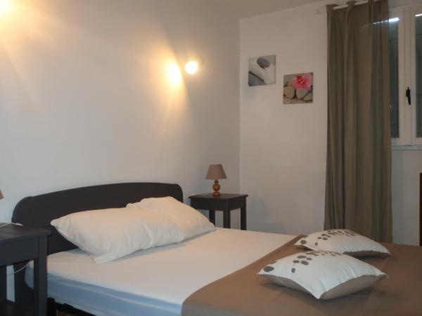 Domaine Bocca di Feno : photo 3 de la chambre villa 2 chambres avec terrasse (6 adultes)