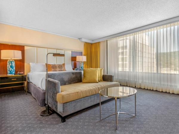 Omni Mont-Royal Hotel : photo 2 de la chambre chambre lit king-size deluxe