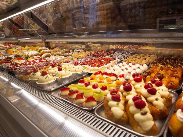 Duomo Luxury Suite Catania : photo 9 de la chambre suite deluxe avec baignoire spa