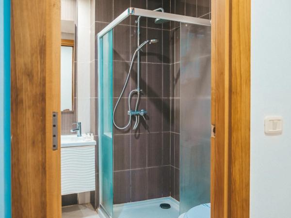 Skanes Sérail : photo 5 de la chambre chambre double ou lits jumeaux - vue sur mer