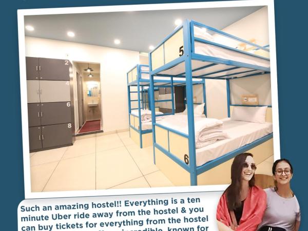 Blue Beds Hostel : photo 5 de la chambre bed in a/c mixed dorm with balcony & ensuite 2 bathrooms