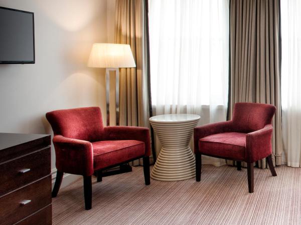 Leonardo Hotel Cardiff : photo 2 de la chambre chambre lit king-size supérieure