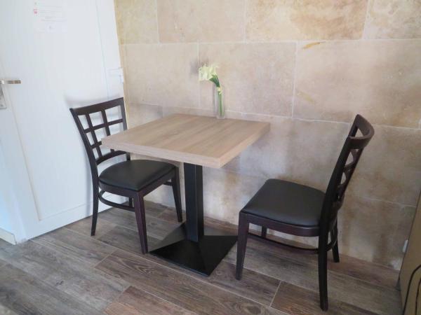 Maison 4 étoiles et Studio 3 étoiles indépendants avec piscine : photo 6 de la chambre chambre double avec salle de bains privative