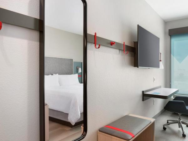 avid hotels - Orlando International Airport, an IHG Hotel : photo 7 de la chambre chambre lit king-size standard