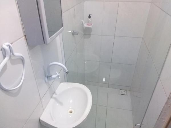 Pousada Aconchego de Mãe : photo 6 de la chambre chambre simple avec salle de bains privative