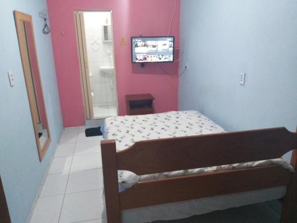 Pousada Aconchego de Mãe : photo 3 de la chambre chambre simple avec salle de bains privative