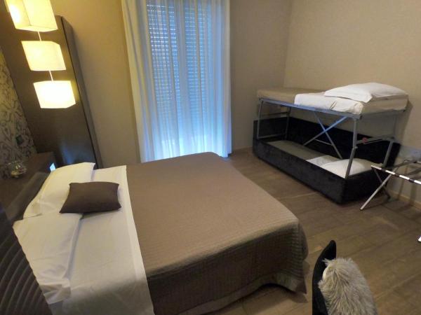 Hotel Bianca Vela : photo 7 de la chambre chambre deluxe double ou lits jumeaux