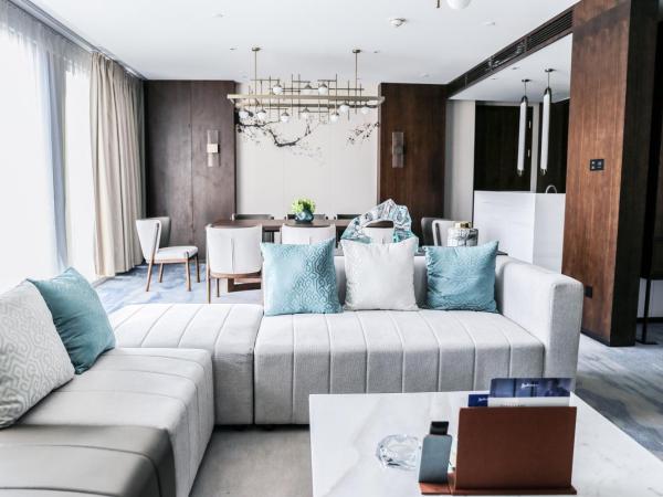 Radisson Blu Hangzhou Xintiandi : photo 2 de la chambre suite exécutive