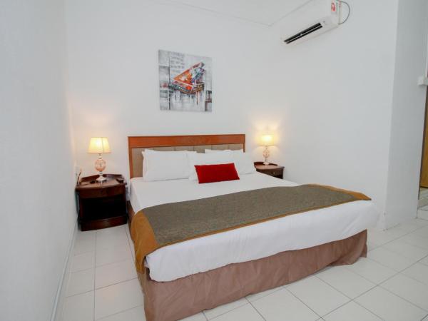 BoraBora Beach Guesthouse Penang : photo 1 de la chambre chambre triple - vue sur mer