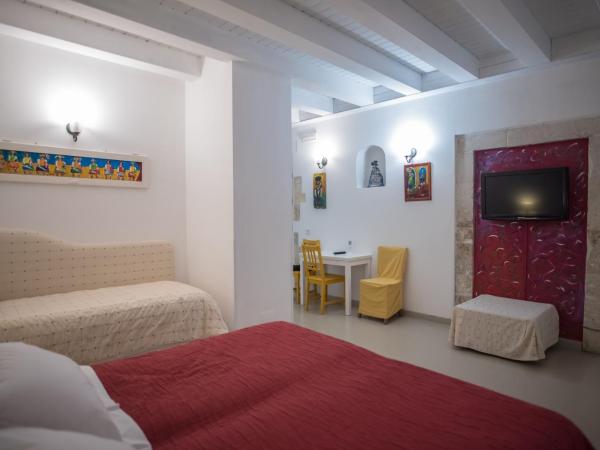 Aretusa Vacanze B&B : photo 8 de la chambre chambre triple