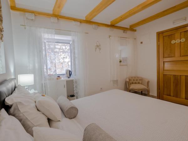 Apartments St. Michel : photo 3 de la chambre chambre double ou lits jumeaux