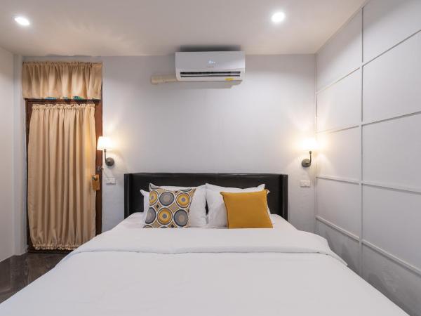The Mellow Pillow Hotel @ Chiang Mai Gate : photo 4 de la chambre chambre lit king-size supérieure