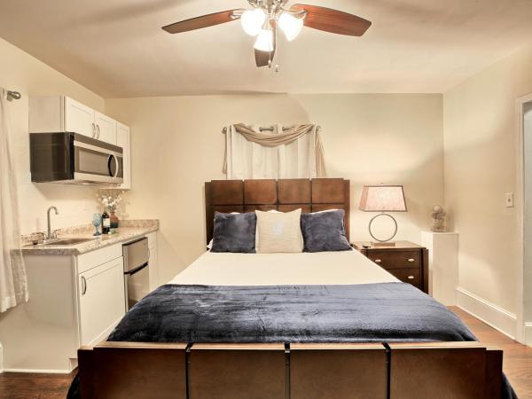 Relaxing, Comfortable, Private Bedroom : photo 6 de la chambre studio lit queen-size de luxe 
