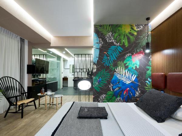 Dyo Suites : photo 5 de la chambre suite deluxe avec jacuzzi intérieur - vue sur mer