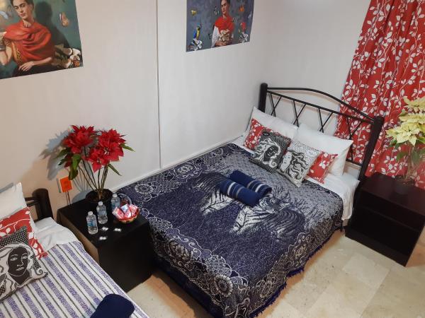 Alameda House : photo 10 de la chambre chambre simple standard avec salle de bains commune