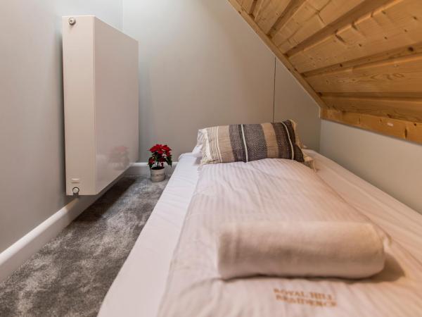 Royal Hill Residence : photo 3 de la chambre appartement avec vue sur la montagne