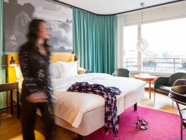 Hotel Rival : photo 4 de la chambre chambre double ou lits jumeaux deluxe avec balcon