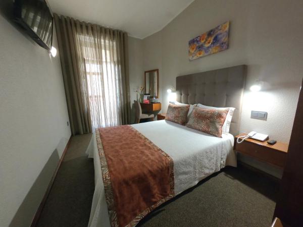 Lusitana Hotel : photo 6 de la chambre chambre double