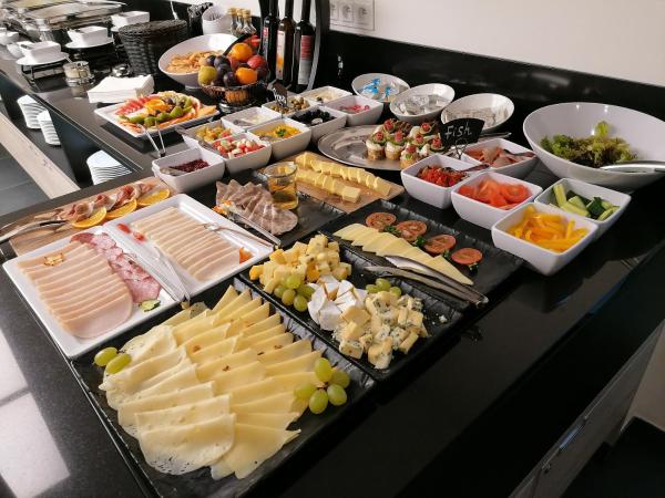 EA ApartHotel Melantrich : photo 10 de la chambre studio supérieur avec terrasse - 2 personnes