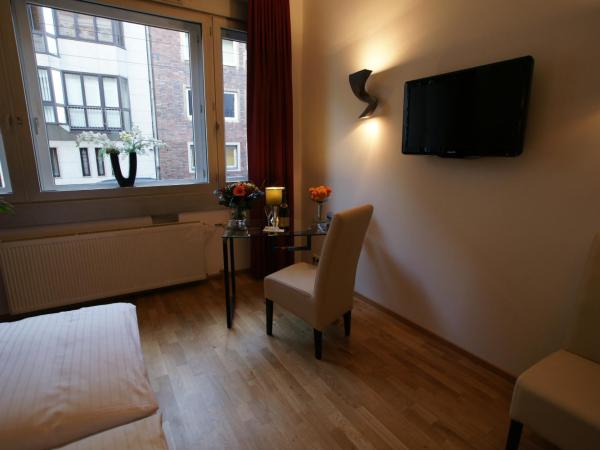 Hotel Stern : photo 7 de la chambre chambre triple