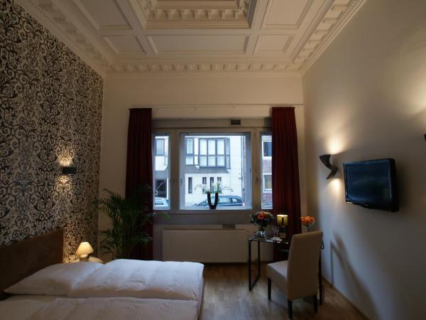 Hotel Stern : photo 5 de la chambre chambre lits jumeaux