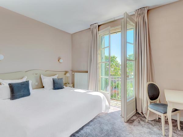 Hôtel Le Maxime - Best Western Signature Collection : photo 6 de la chambre chambre lit king-size privilège - vue sur rivière - non-fumeurs