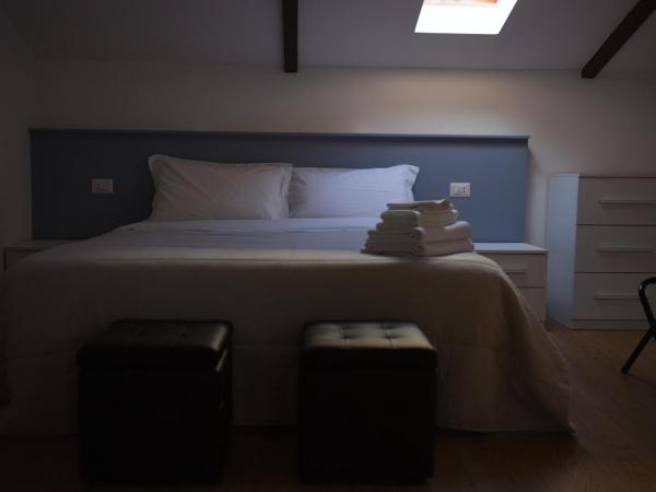 Vista Sui Sassi Guest House : photo 10 de la chambre family suite with terrace and view