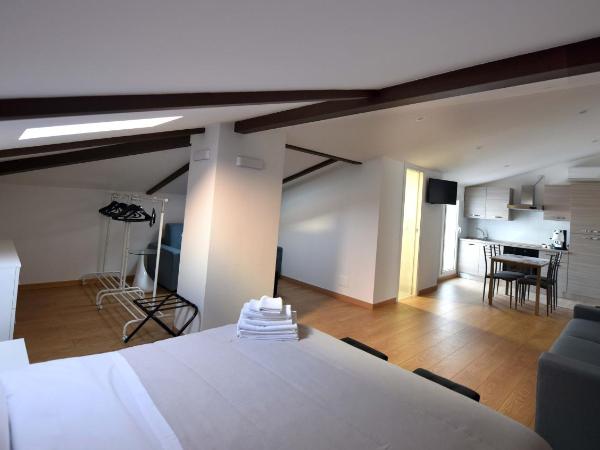 Vista Sui Sassi Guest House : photo 5 de la chambre family suite with terrace and view