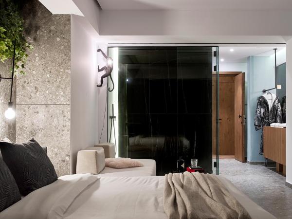 Dyo Suites : photo 6 de la chambre suite exécutive avec baignoire spa extérieure - vue sur mer