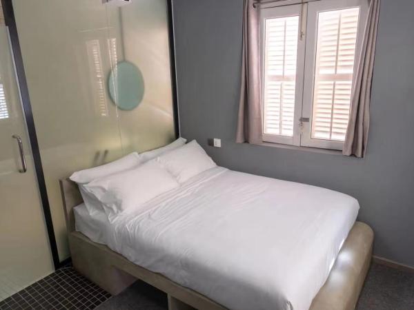 Rest Chinatown Hotel : photo 6 de la chambre chambre double exécutive