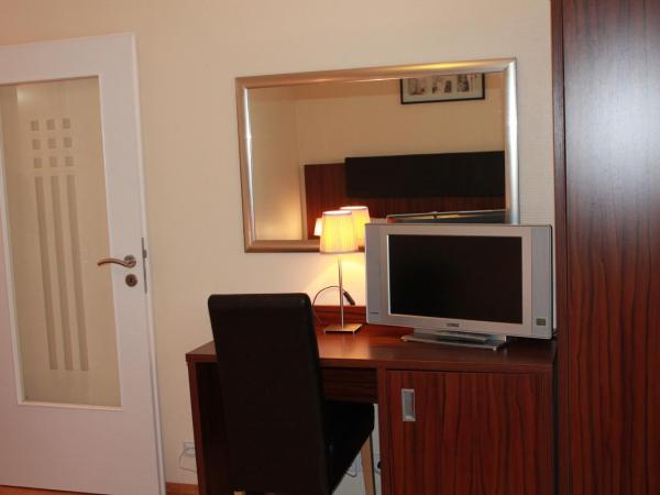 City Hotel Mercator : photo 8 de la chambre chambre double