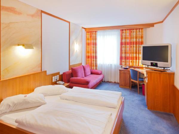 Vienna Sporthotel : photo 2 de la chambre chambre triple confort