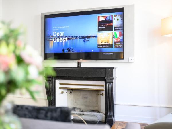 Swiss Luxury Apartments : photo 9 de la chambre appartement supérieur 1 chambre avec climatisation