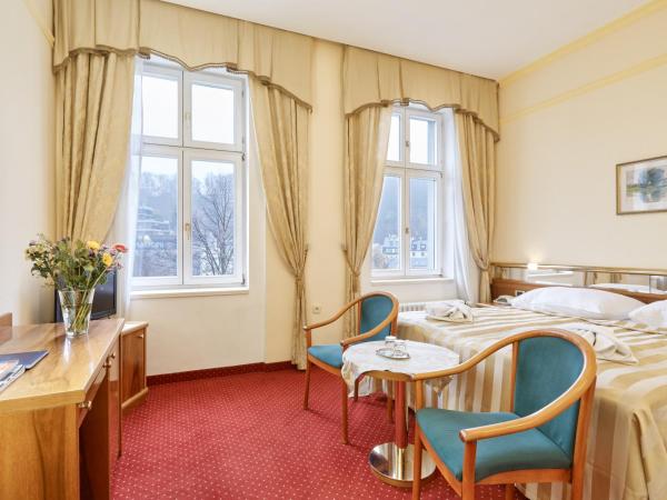 Hotel Sirius : photo 6 de la chambre special offer - double room with park view and balneo package