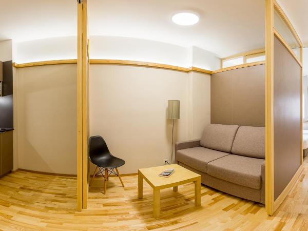 Bonanova Suite : photo 5 de la chambre studio (3 adultes)