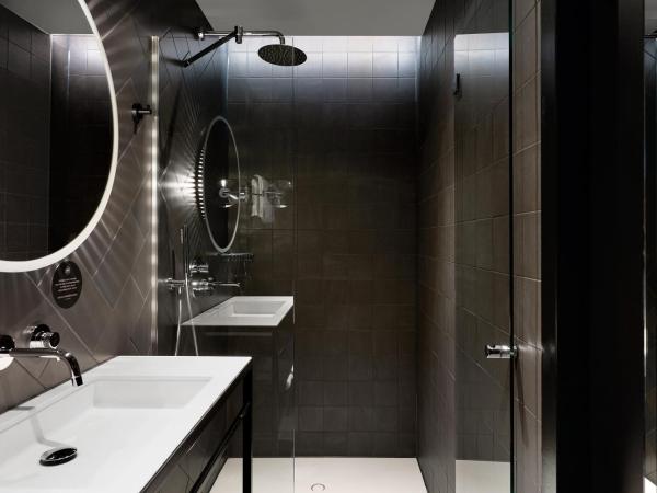 Hotel Mariënhage : photo 10 de la chambre hébergement modern monk