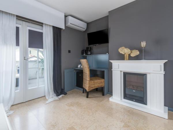 Apartments and rooms Villa Bori : photo 5 de la chambre chambre double deluxe avec balcon - vue sur mer